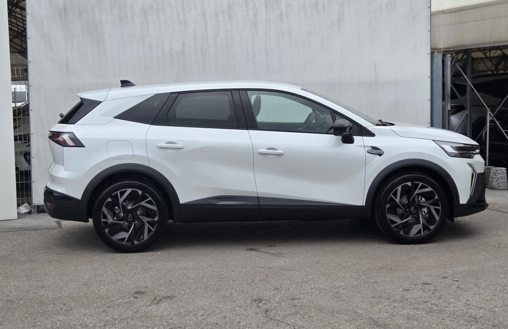 Zunanja slika - Renault Symbioz - Esprit Alpine TCe 140 +Virtual+El. Prtljažnik - 4