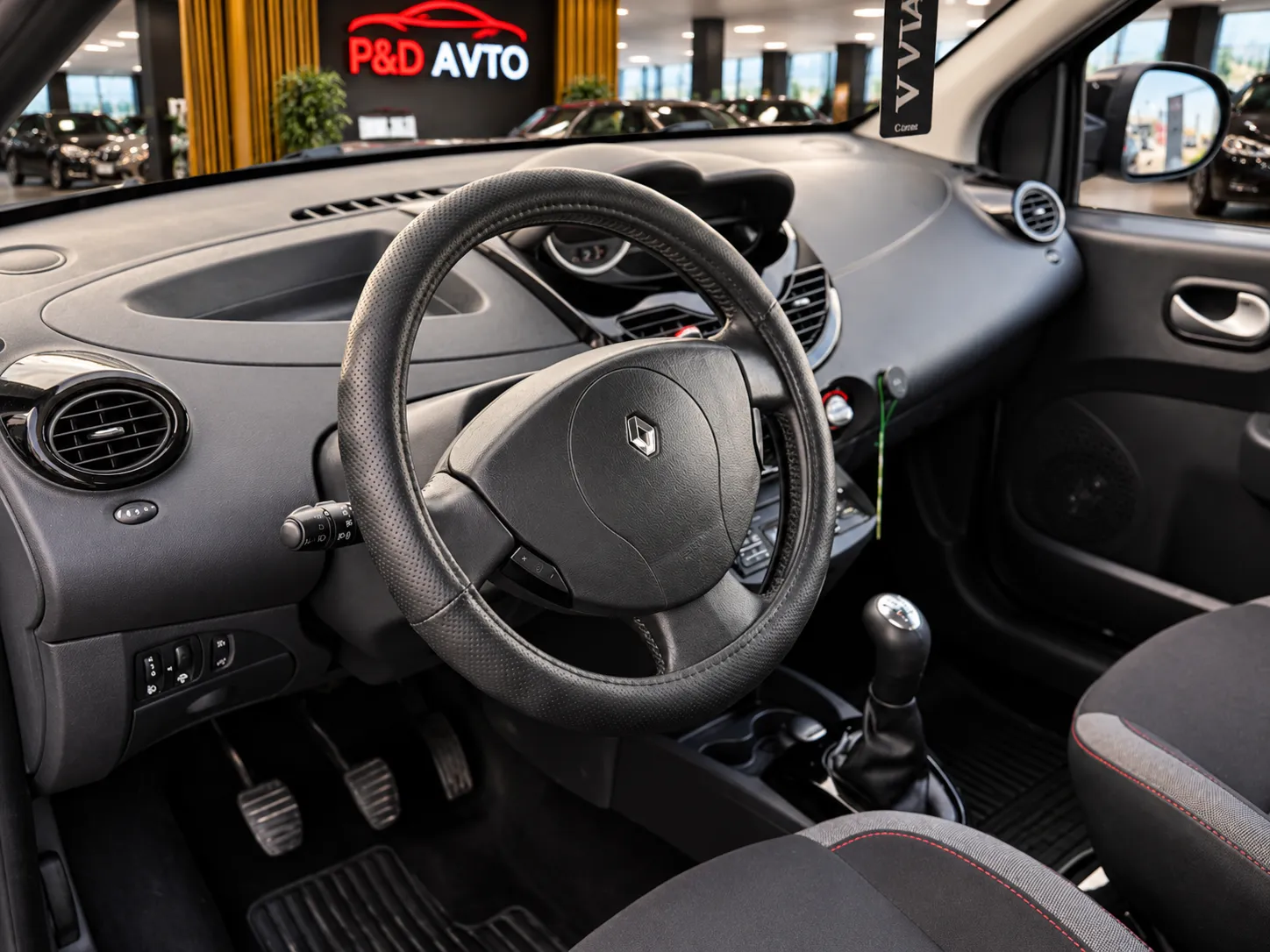 Zunanja slika - Renault Twingo - Trend 1,5 dCi 75 - 8