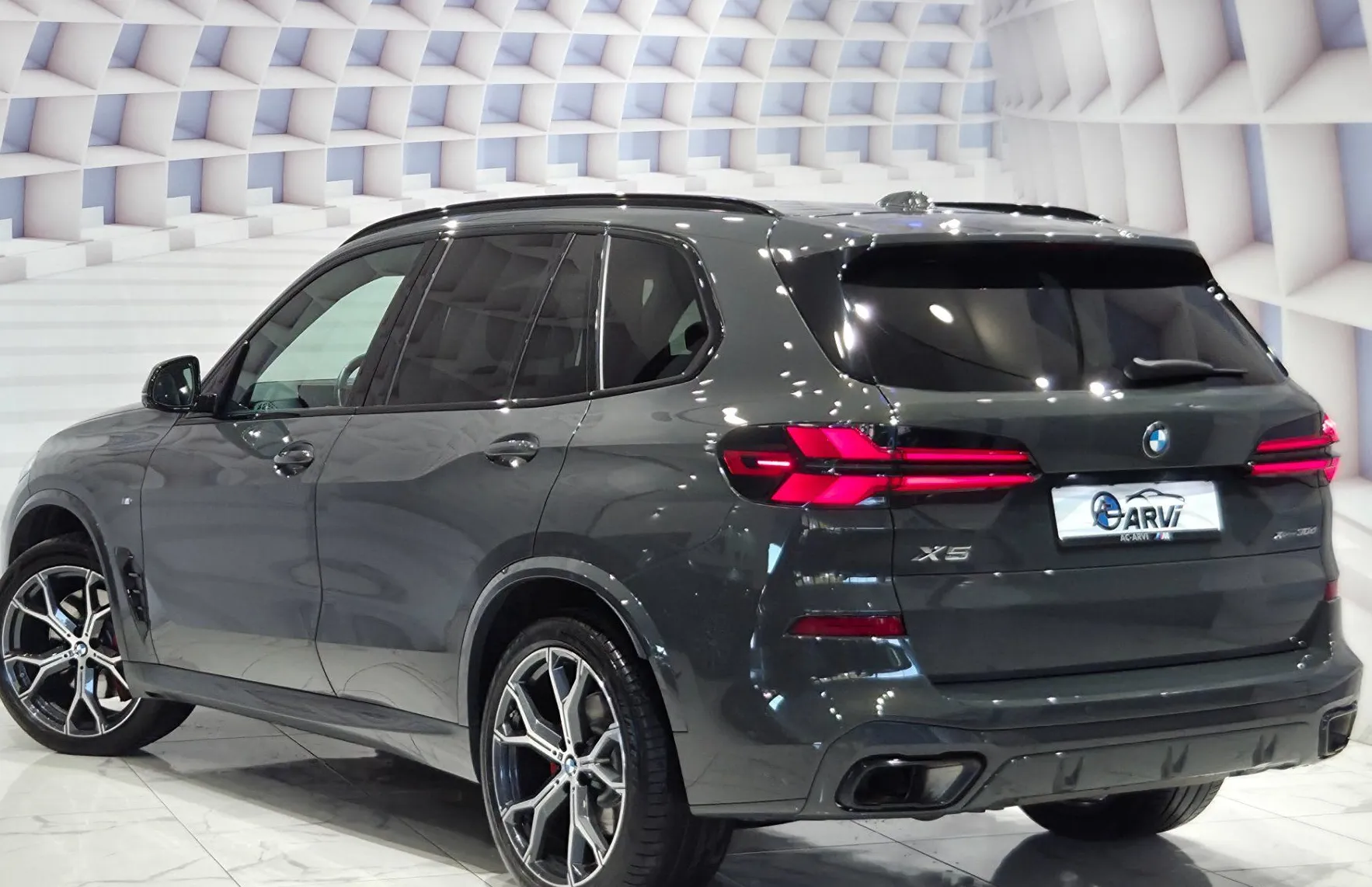 Zunanja slika - BMW X5 - serija : xDrive30d Avt-M.SPORT PRO-ZRAČ-RADAR-PANO - 8