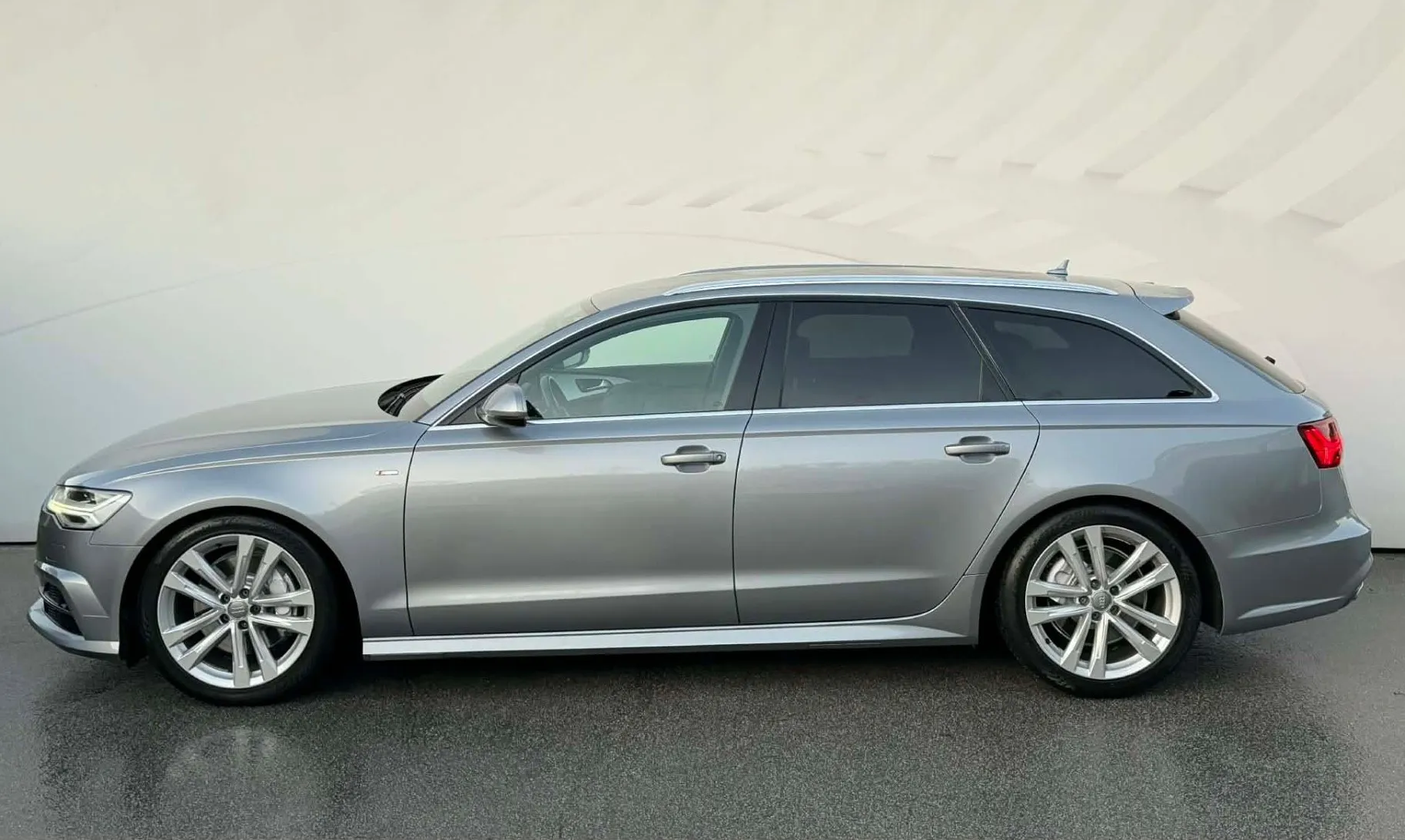 Zunanja slika - Audi A6 - Avant 3.0 TDI-AUT-3X S LINE-MATRIX-LIZING ZA TUJCE-... - 6