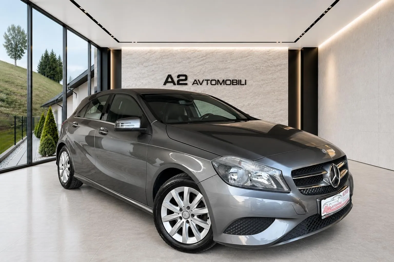 Zunanja slika - Mercedes-Benz A-Razred - 180 -AMG SEDEŽI-KLIMA-ALU- - 2