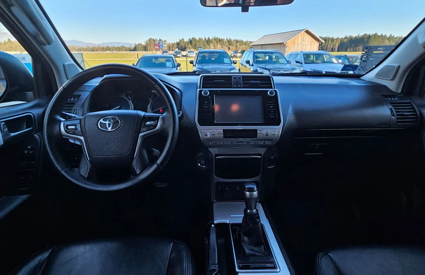 Zunanja slika - Toyota Land Cruiser - 2.8 D-4D AWD Premium-Le 165.000 km- EL.Sede  382 i-K - 6