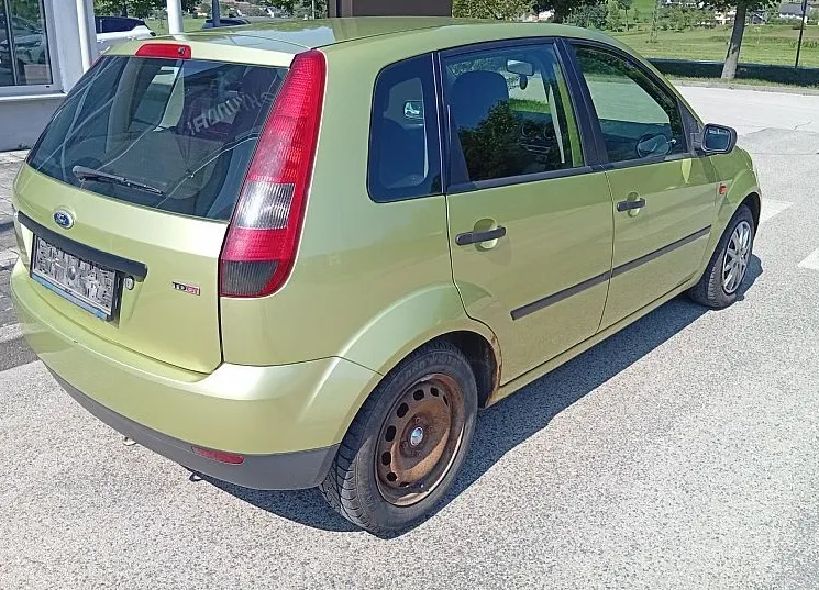 Zunanja slika - Ford Fiesta - 1.4TDCi 1. lastnik - 4