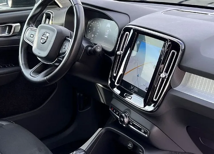 Zunanja slika - Volvo XC40 - D3+LED+NAVI+KAMERA+ALU+KEYLESS GO+AUTO HOLD - 17