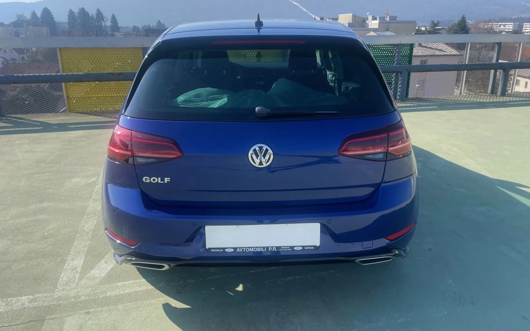 Zunanja slika - VW Golf - 2.0 TDI R-Line Edition 110 KW LED. KAMERA. ACC - 5