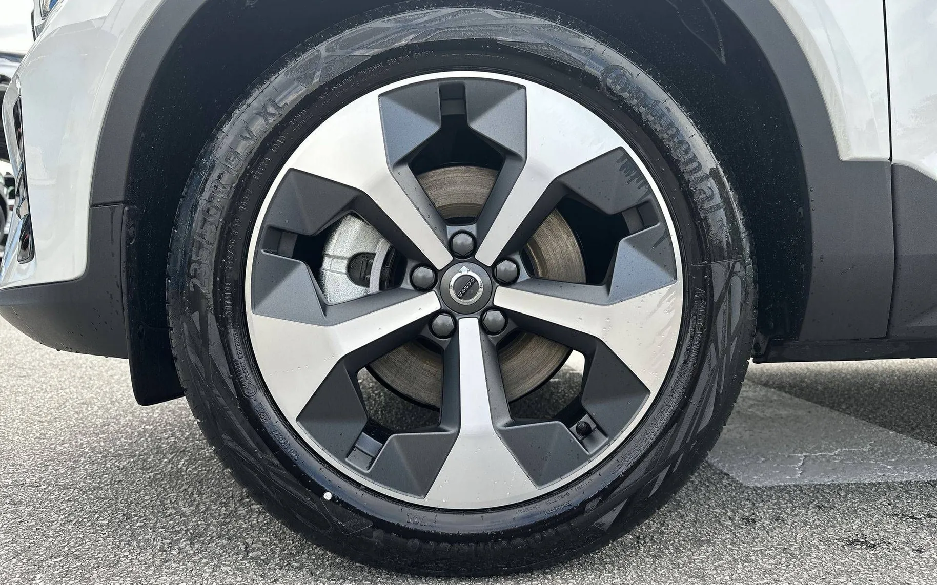 Notranja slika - Volvo XC40 - B3 P Plus Dark Avt. - 9