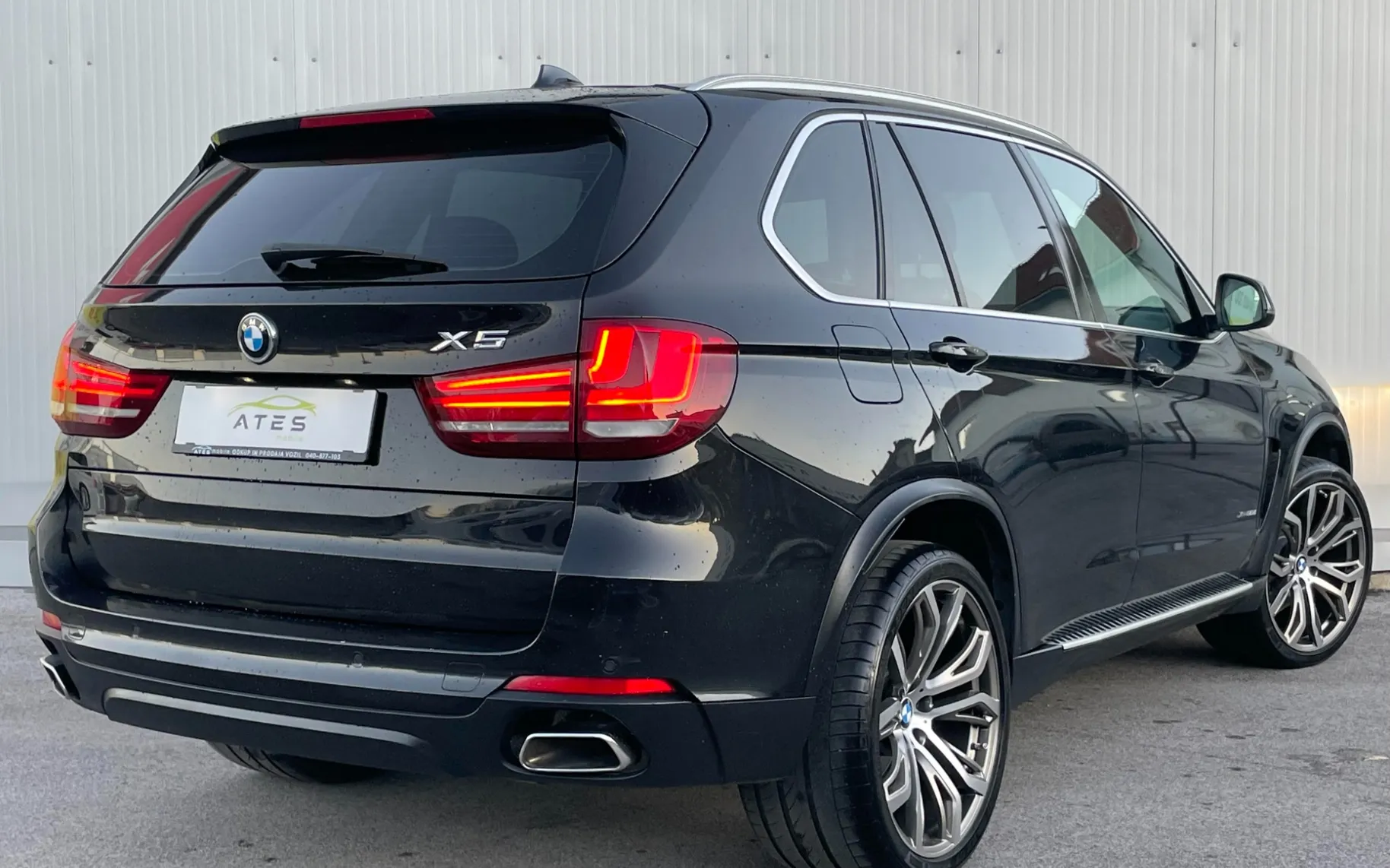 Zunanja slika - BMW X5 - xDrive30d Avt. - 6