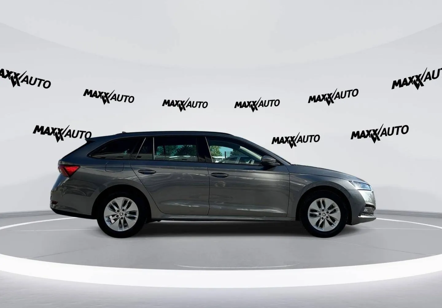 Zunanja slika - Škoda Octavia - Combi 2.0 TDI Ambition DSG - 4