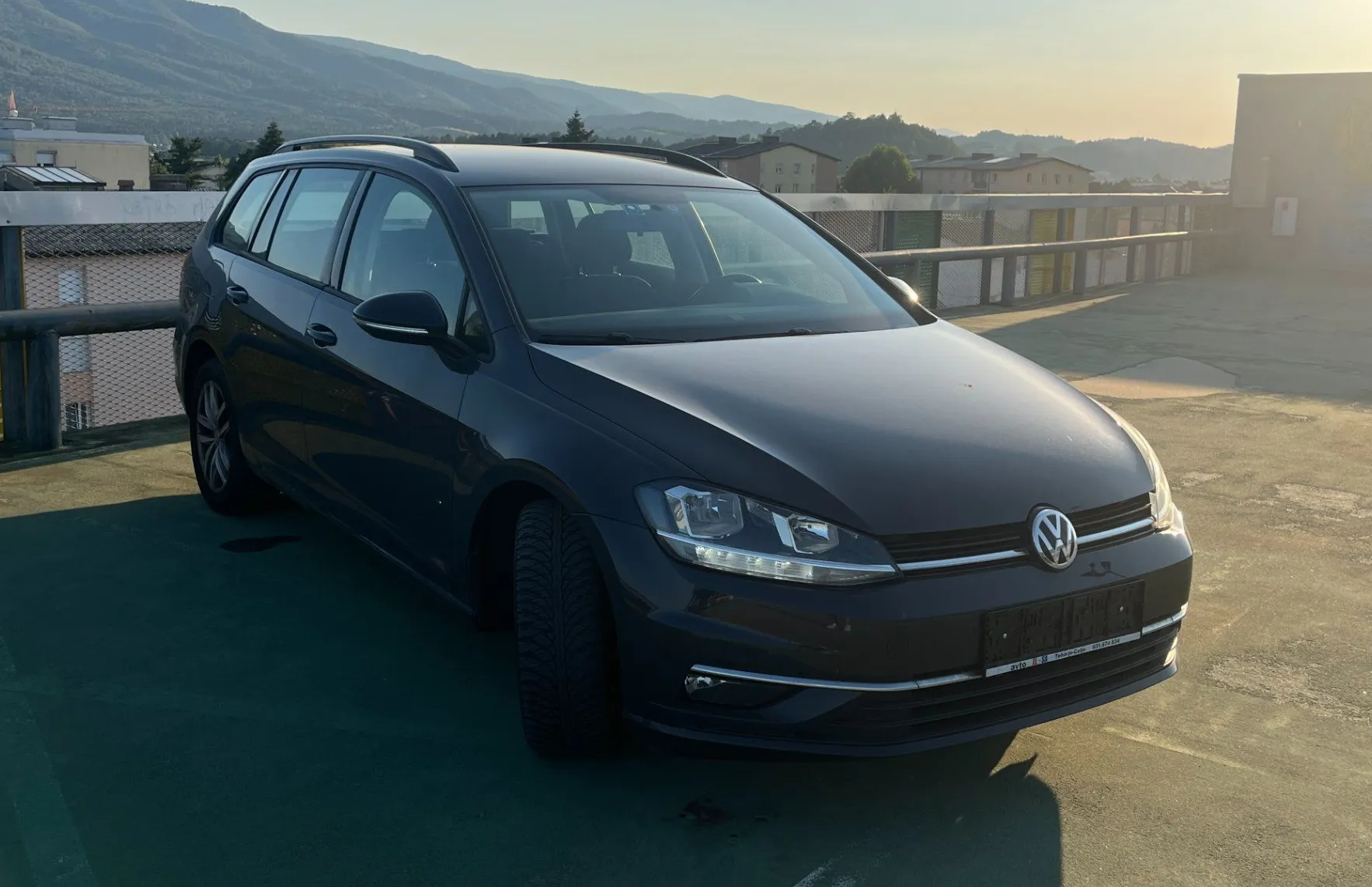 Zunanja slika - Volkswagen Golf - Variant 1.6 TDI BMT Rabbit - 3