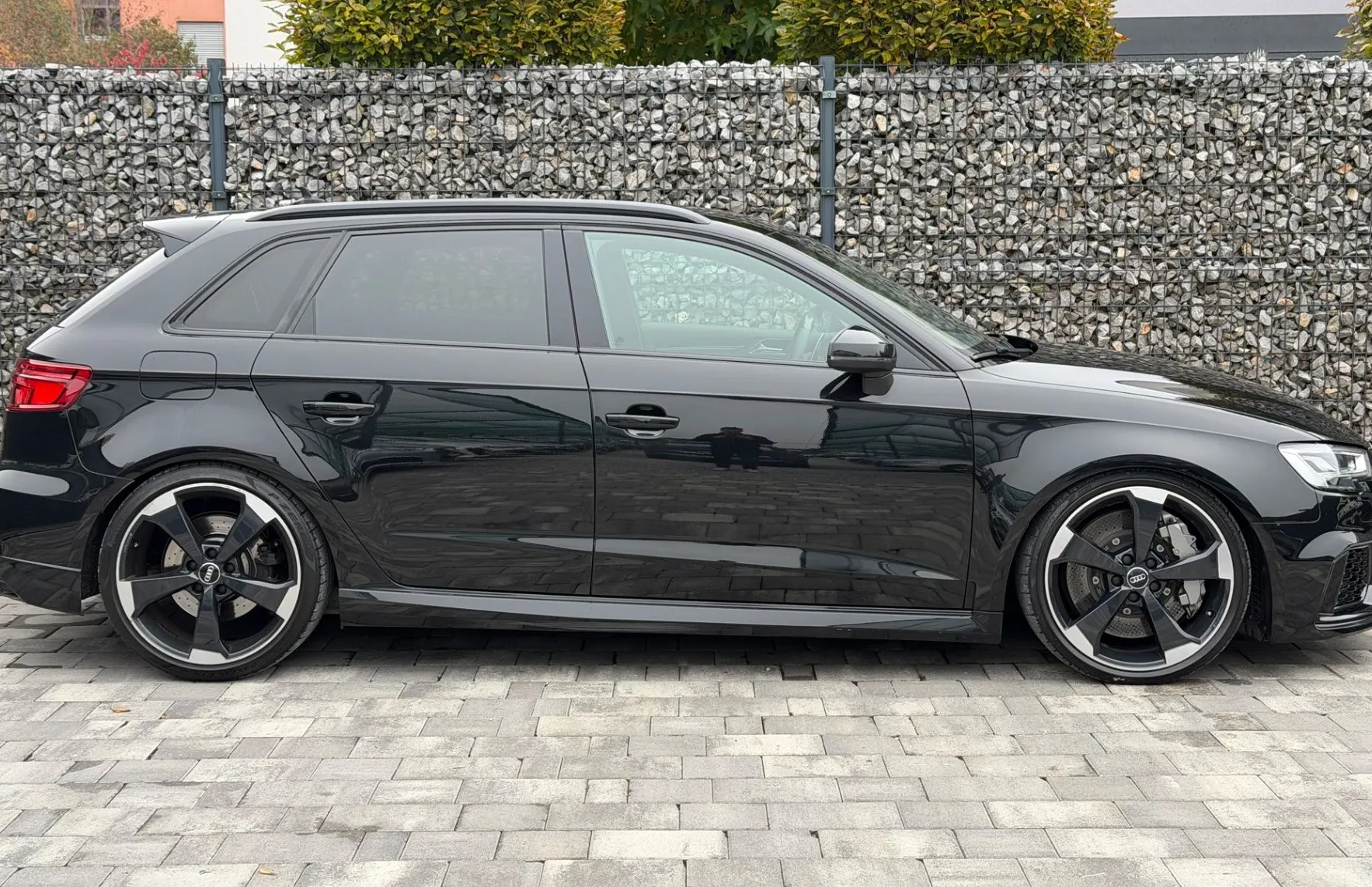 Zunanja slika - Audi S3 - R Sportback quattro 2.5 TFSI S tronic |DAZ|RS SPORT| - 8