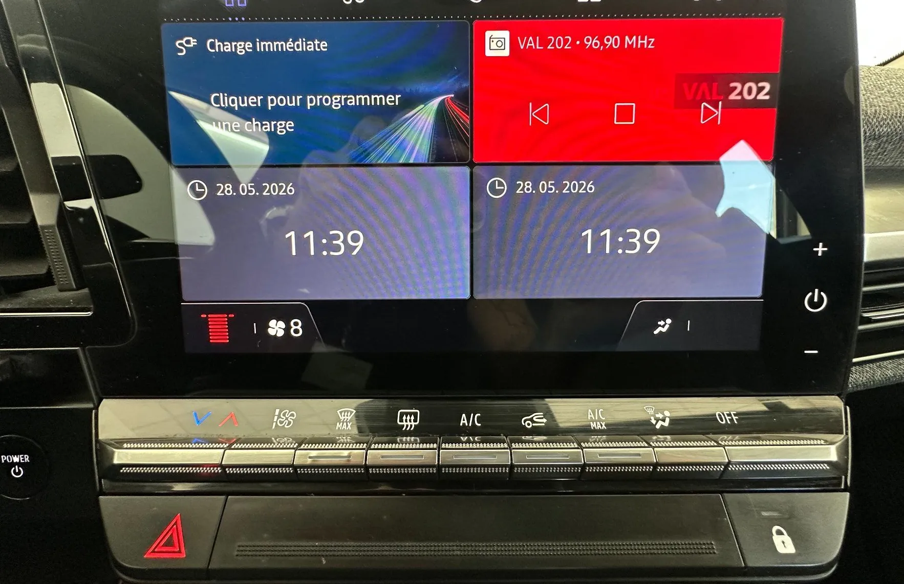 Zunanja slika - Renault Megane E-tech - Berline equilibre EV60 220ch optimum charge.KAMERA - 12