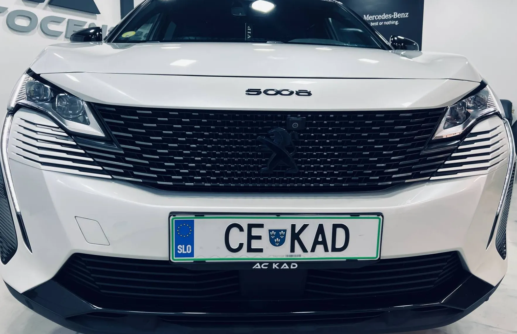 Zunanja slika - Peugeot 5008 - 1.5 -GT-7 SED-360 KAMERA-ACC-FULL LED - 3