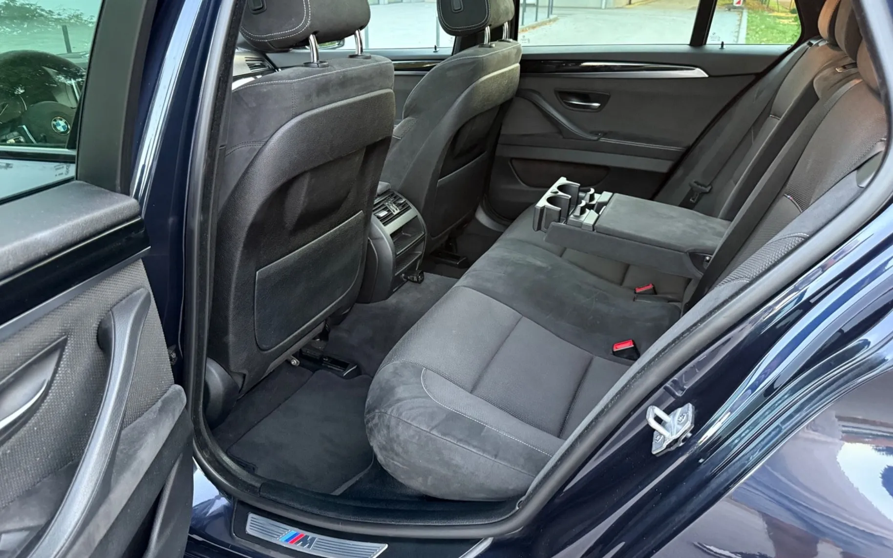 Notranja slika - BMW serija 5 Touring: - 525D-M PAKET-PANORAMA-ALCANTARA-ODLIČEN - 7