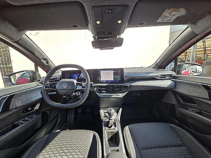 Zunanja slika - Renault Clio - 6 Techno TCE115+Varnost Parkiranje+18col - 9