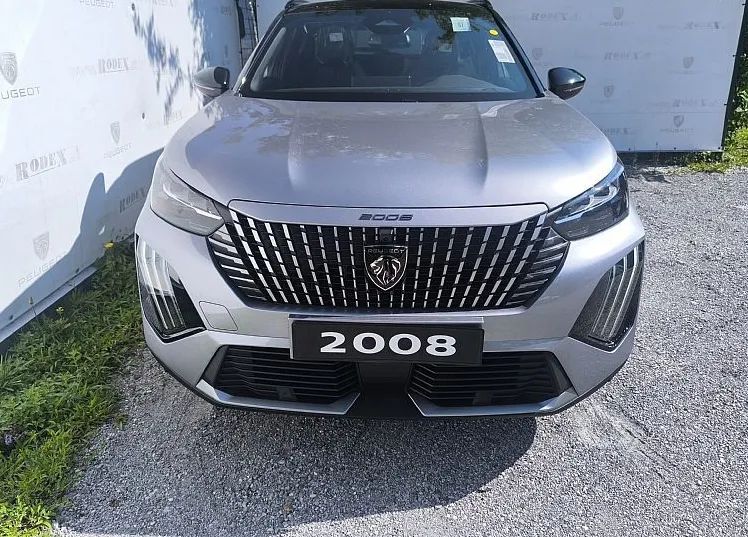 Zunanja slika - Peugeot 2008 - GT HIBRID 145 - 5