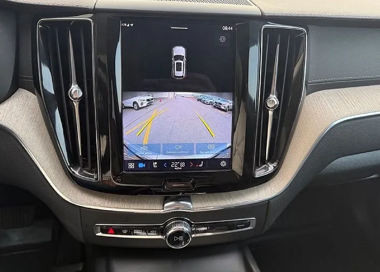 Zunanja slika - Volvo XC60 - B4D AWD AUT Inscription LED KAMERA HARMAN KARDON - 13