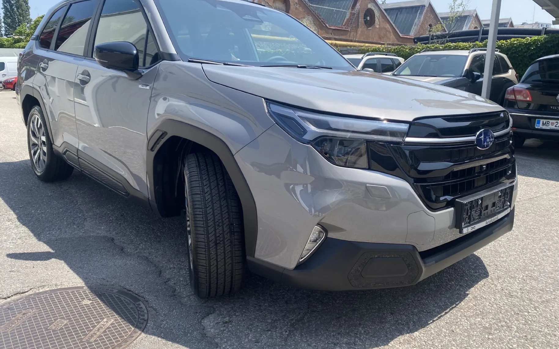 Zunanja slika - Subaru Forester - 2.0i CVT 4WD PREMIUM - 7