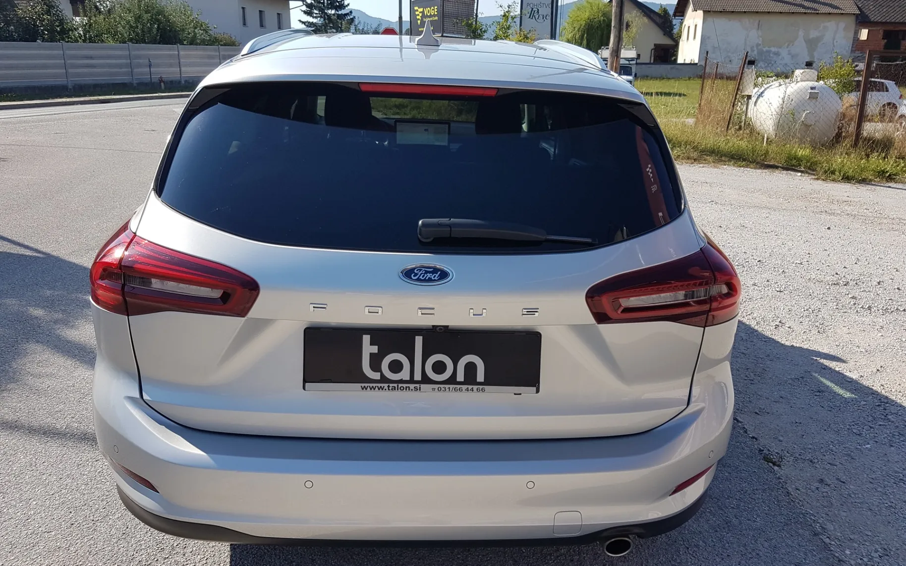 Zunanja slika - Ford Focus - Karavan 1.0 EcoBoost mHEV Titanium - 6