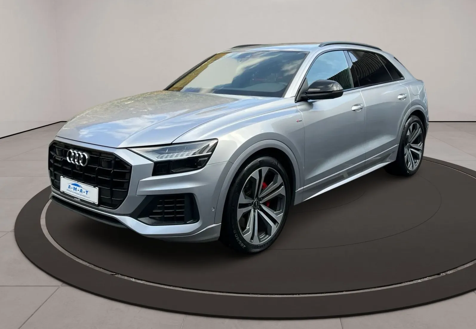 Zunanja slika - Audi Q8 - 55 TFSI e quattro tiptronic 280kW 3 X S LINE SLO - 2