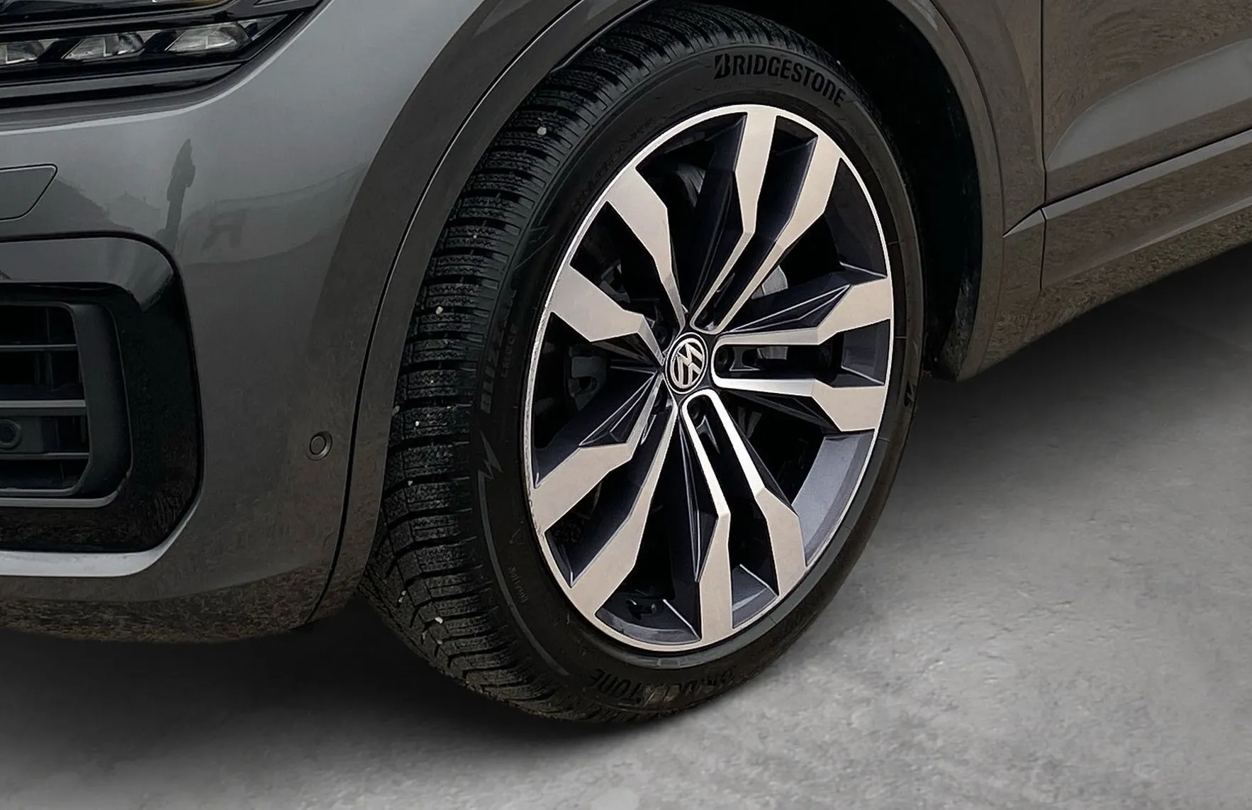 Zunanja slika - VW Touareg - V6 TFSI R-Line Panorama - Zračno - Night vision... - 6