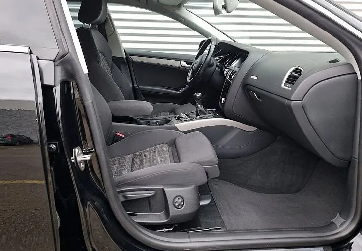 Zunanja slika - Audi A5 - Sportback 2.0 TDI+VELIKI SERVIS-SPORT PAKET-NAVI-2X LED+XENO - 9