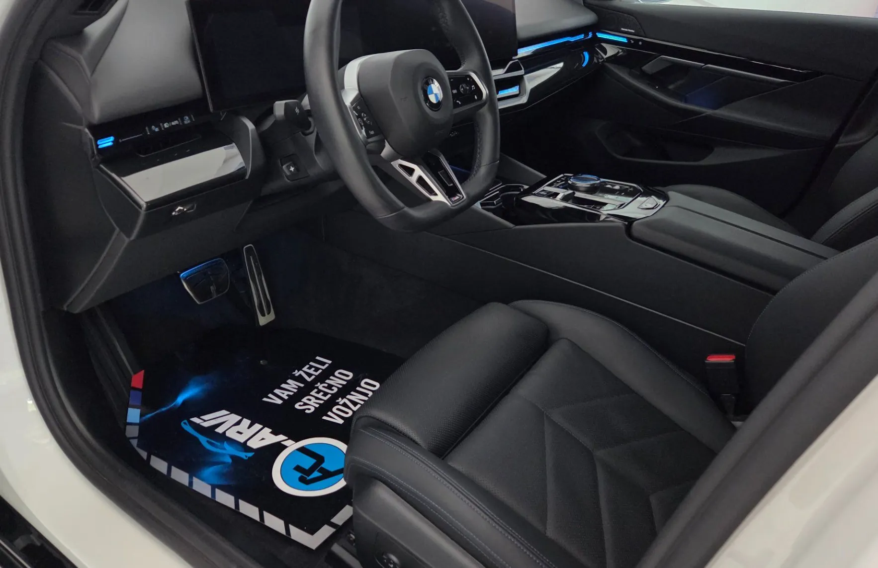 Zunanja slika - BMW Serija 5 - Touring: 540d xDrive-M.SPORT.PRO-RADAR-ICON-KAM360-KEYLE - 10