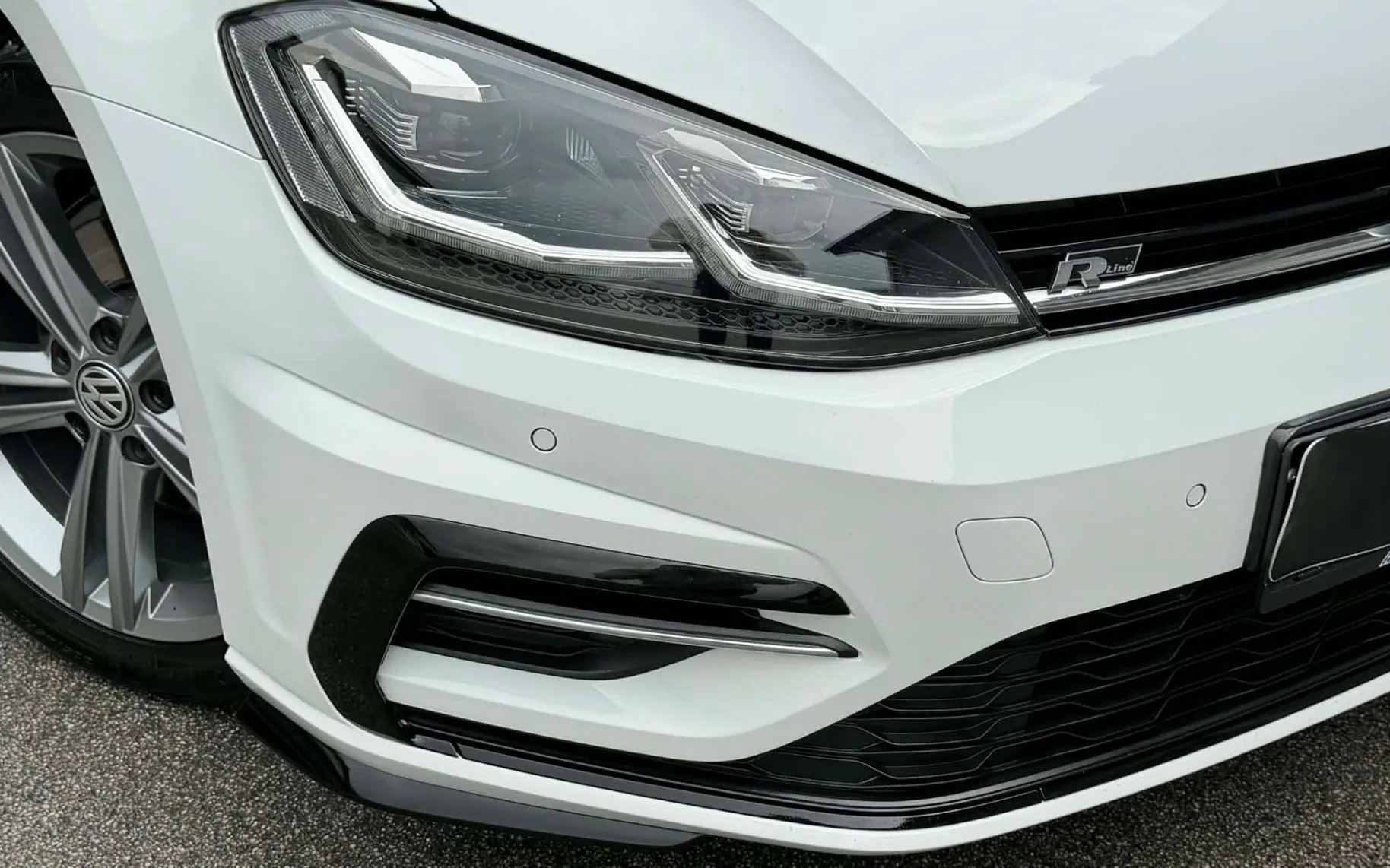 Zunanja slika - VW Golf - 1.6 TDI-R LINE-XENON+LED-LIZING ZA TUJCE-ACC- - 8