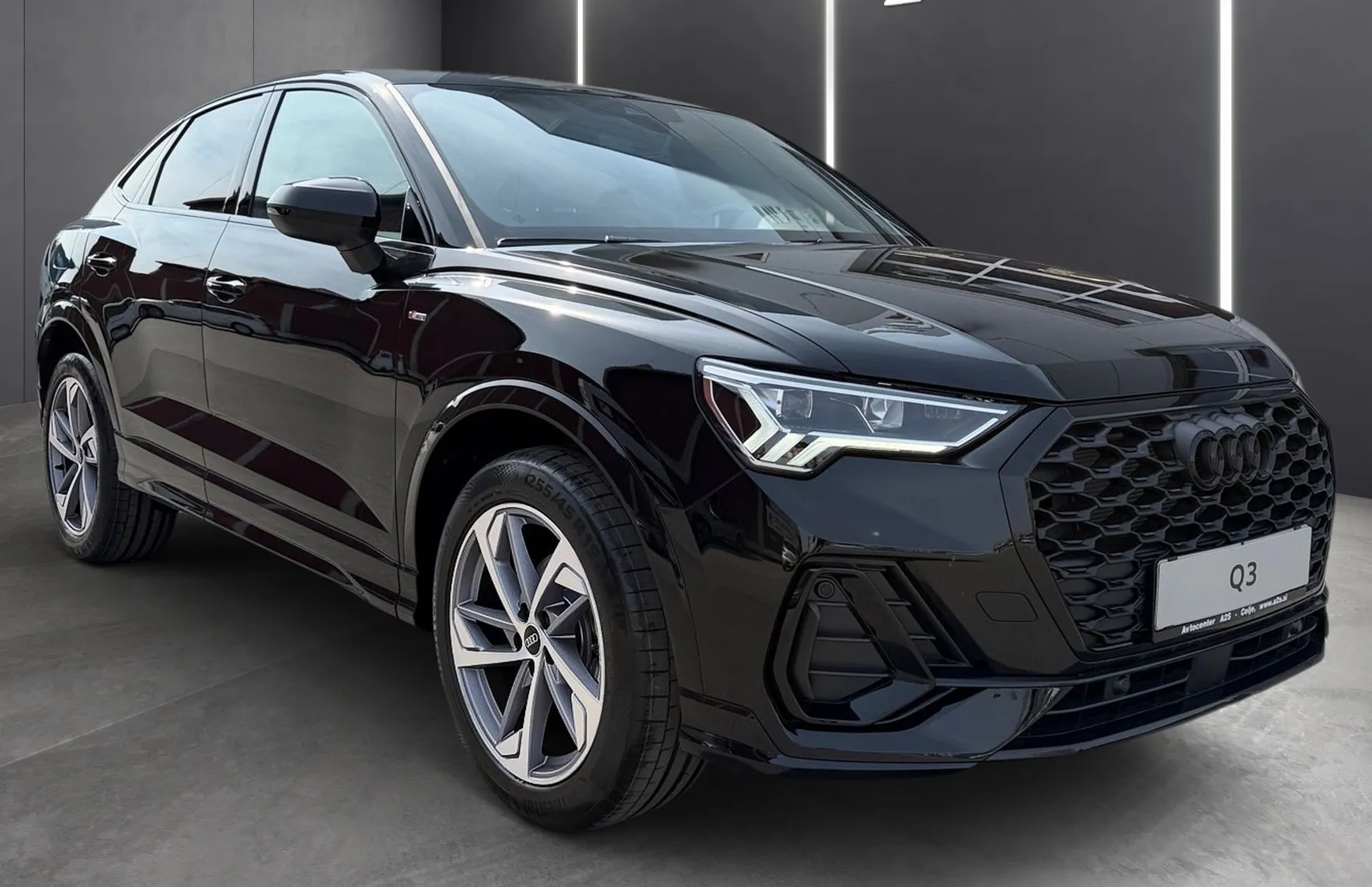 Zunanja slika - Audi Q3 - Sportback 35 TFSI S line 110kW - 2