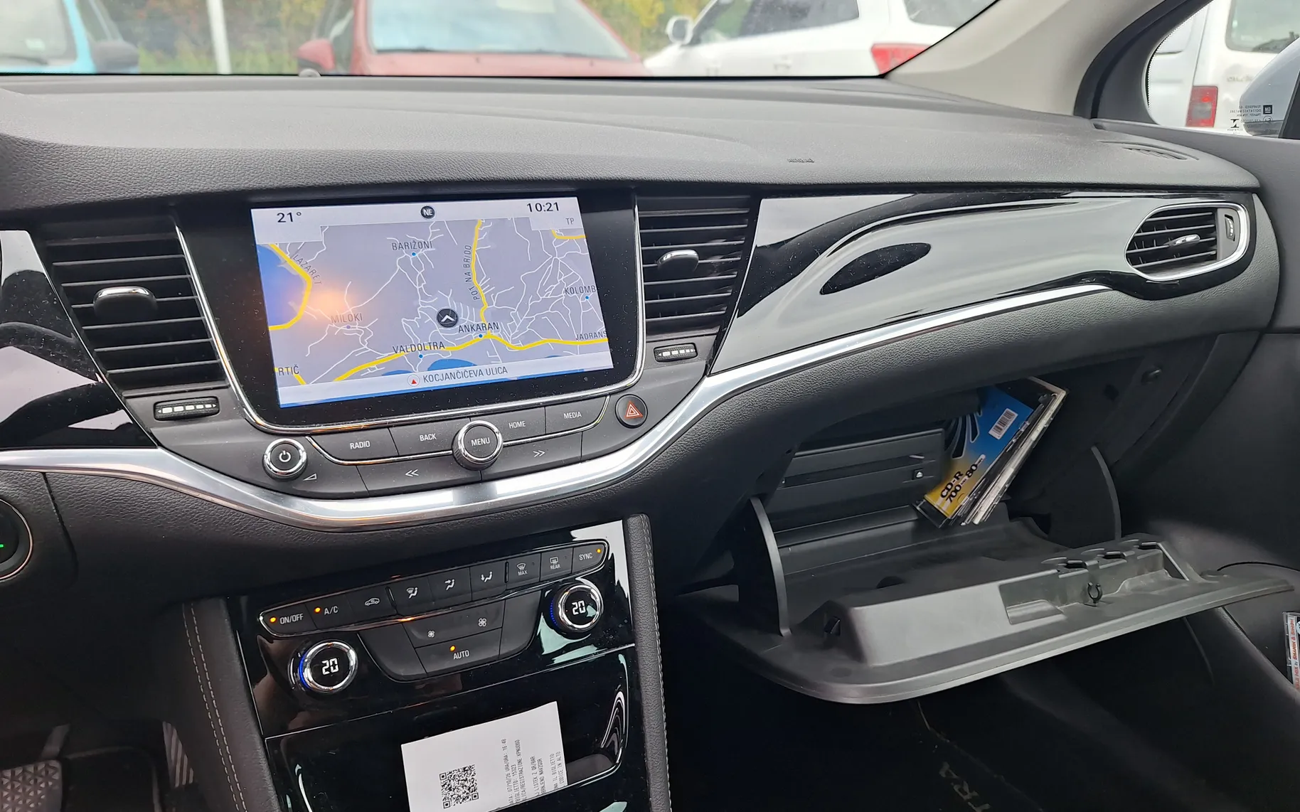 Notranja slika - Opel Astra - 1,4 Turbo Innovation - 7
