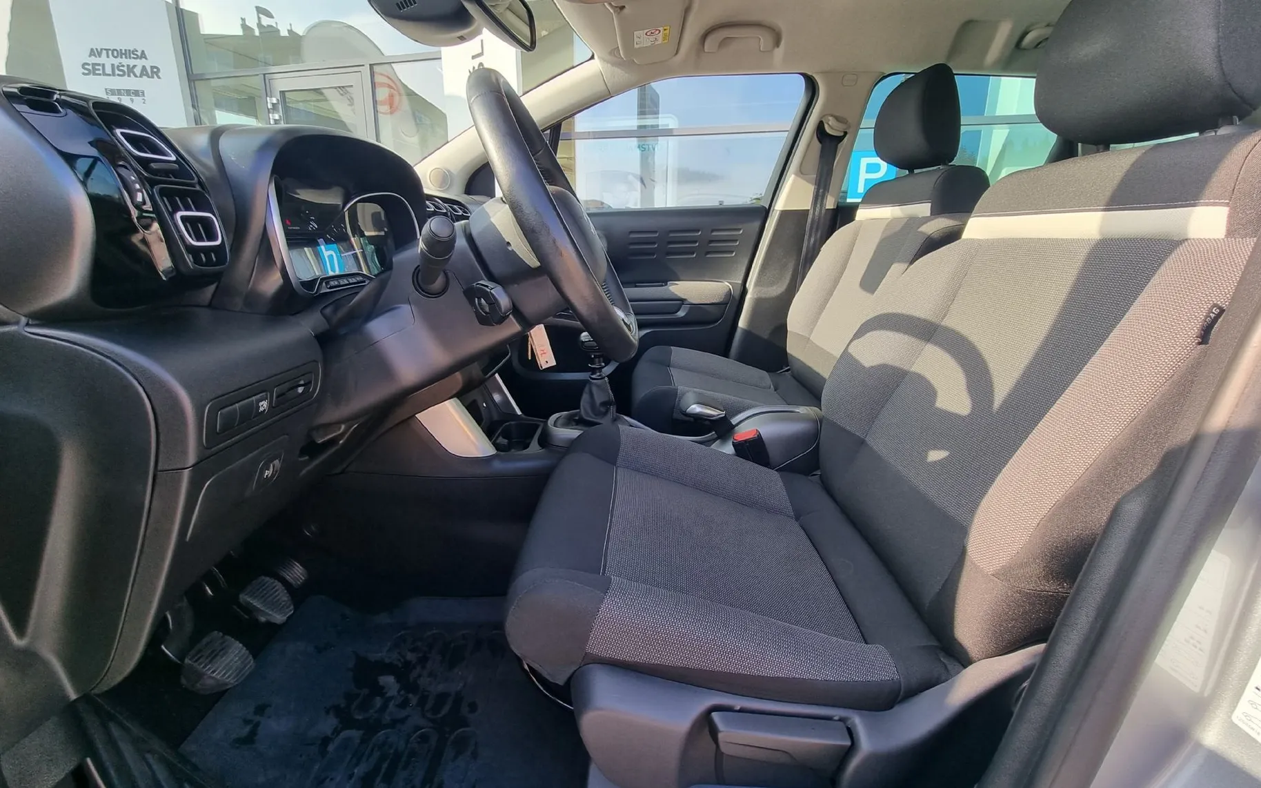 Zunanja slika - Citroën C3 Aircross - Feel 1.5 BlueHDi  - SLOVENSKO POREKLO + 2.LASTNIK - 11