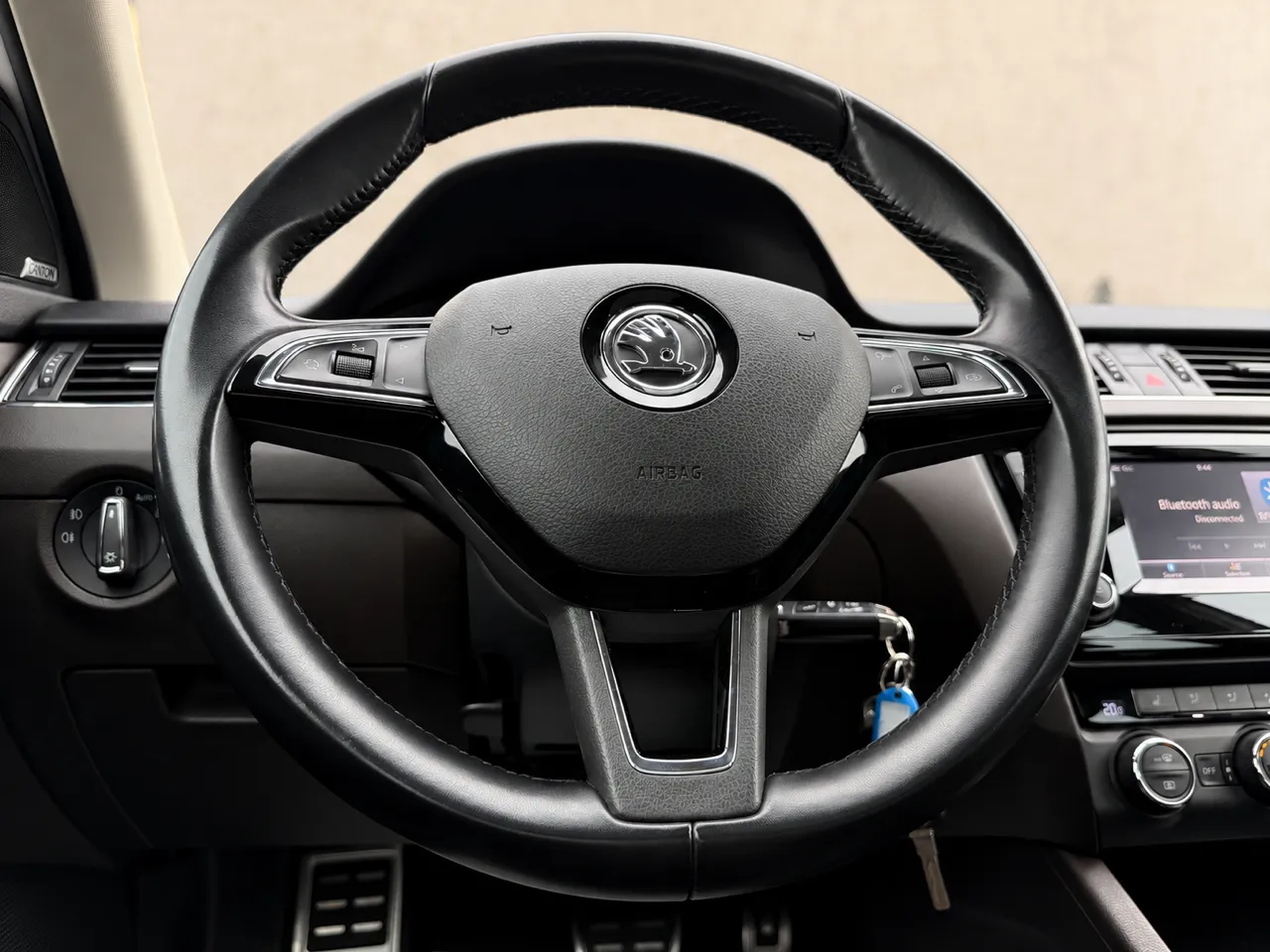 Zunanja slika - Škoda Octavia - 2.0 TDI DSG 4x4 LAURIN CLEMENT 2.LASTNIK PANO. - 12