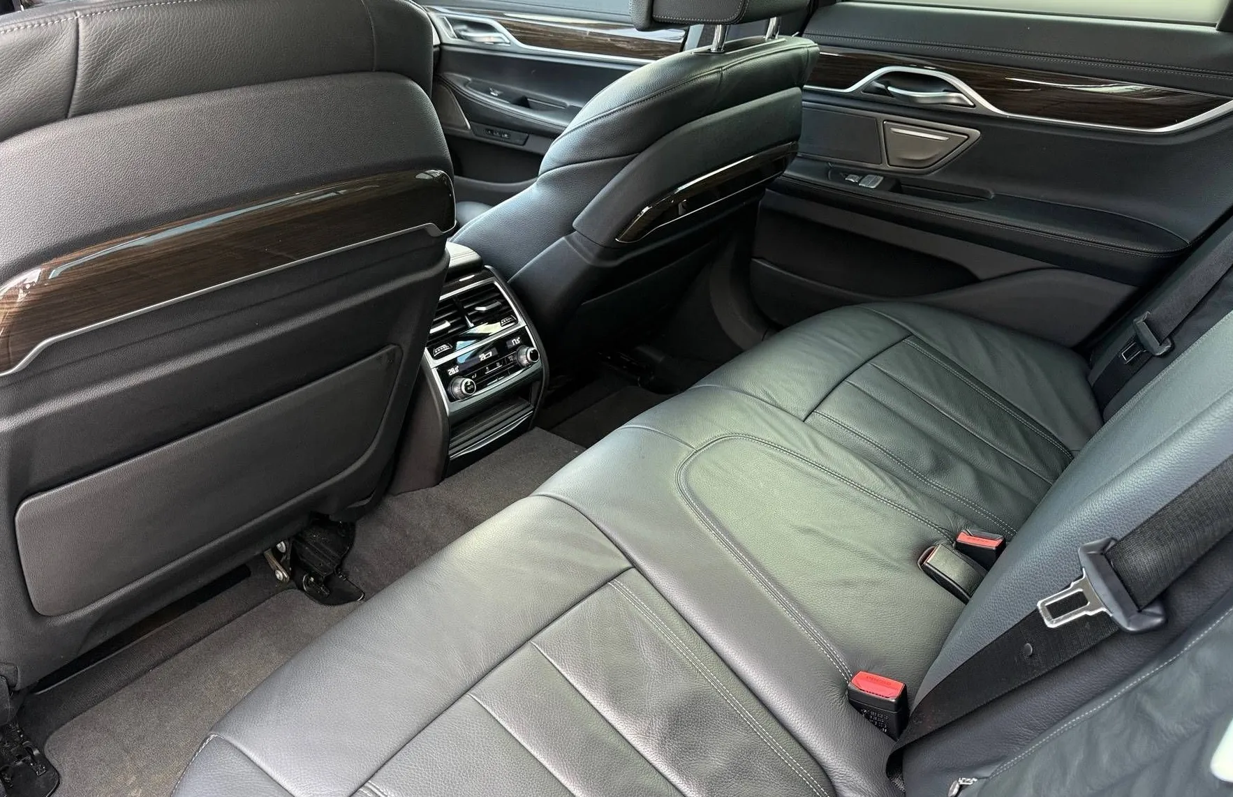 Zunanja slika - BMW Serija 7 - : 730d SPORT SOFT CLOSE 20 COL ZRAČNO PANO - 17