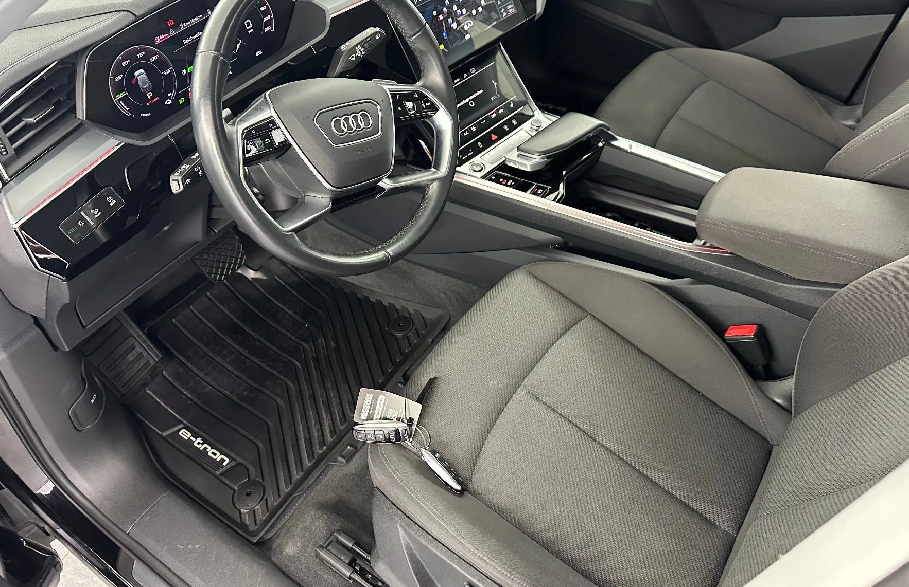 Zunanja slika - Audi e-tron - quattro 50 electric 230kW.NEMŠKI+4ALU.KAMERA.LED - 2