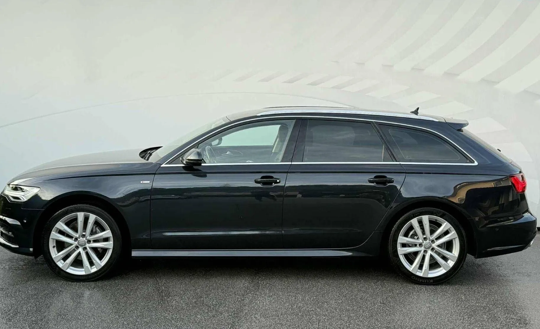 Zunanja slika - Audi A6 - Avant 2.0 TDI-AUT-S LINE-MATRIX-LIZING ZA TUJCE-NAVI - 6
