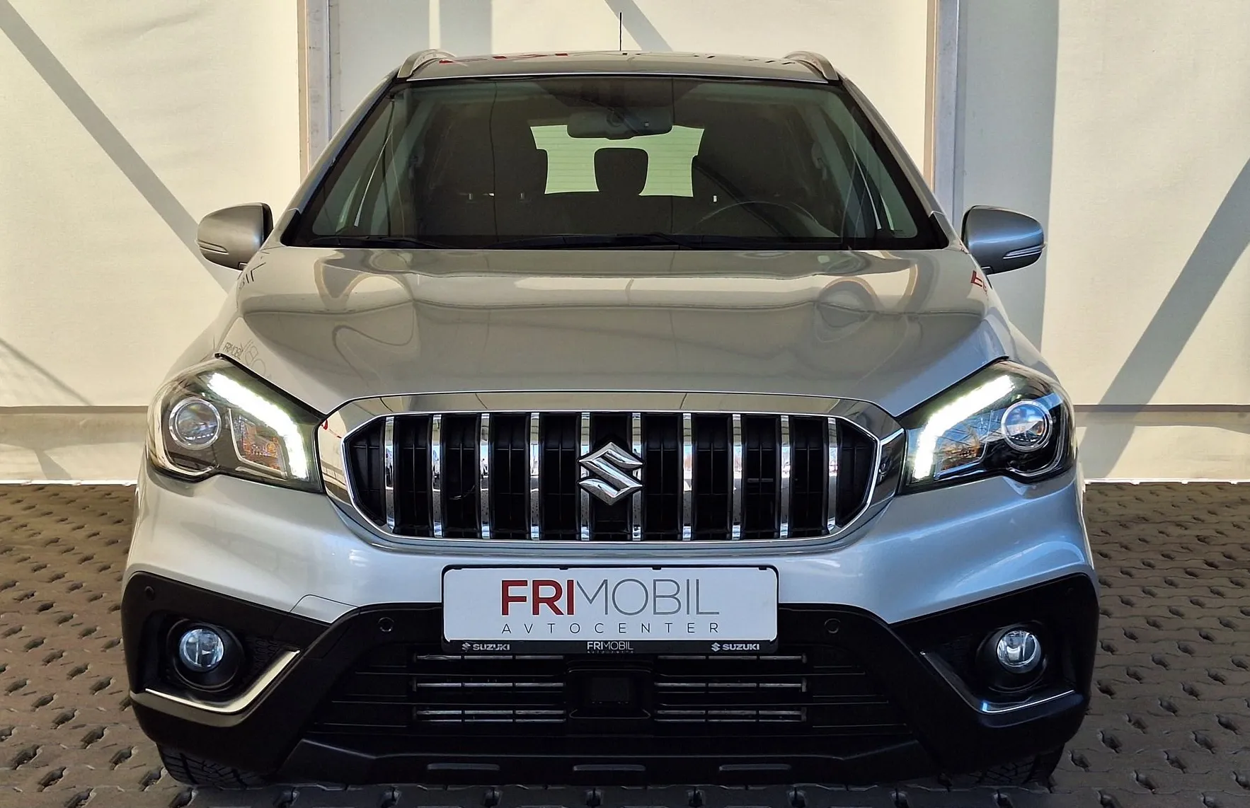 Zunanja slika - Suzuki SX4 S-Cross - 1.4 BOOSTERJET ALLGRIP ELEGANCE•VL.KLJUKA•4X4•SLO• - 5