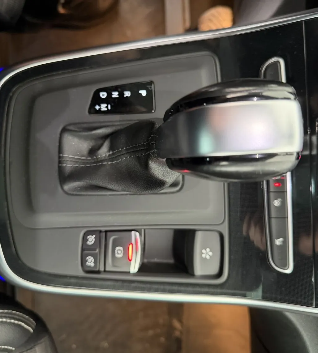 Zunanja slika - Renault Scénic - Grand Scenic BOSE Blue dCi 150 EDC - 17