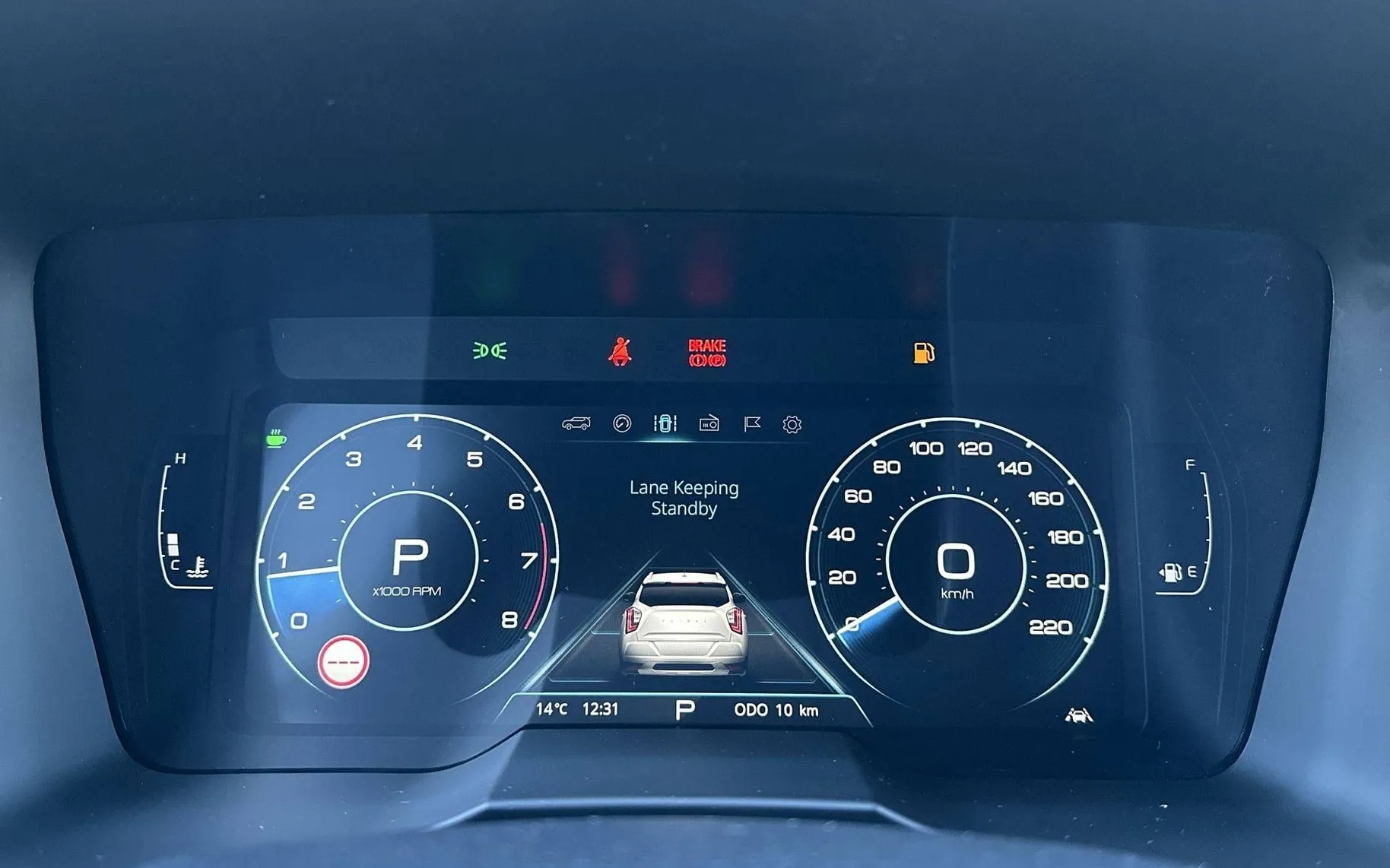 Notranja slika - KG Mobility Tivoli - 1.5 GDI-T Fresh A T - 16