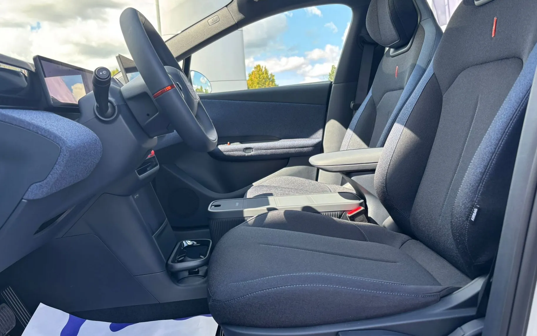 Zunanja slika - Lynk & Co 02 - CORE 66kWh - 7