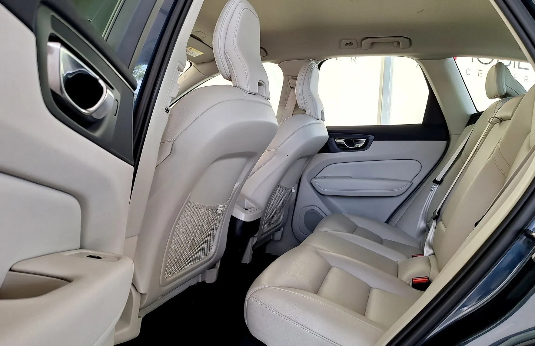 Zunanja slika - Volvo XC60 - B4D AWD Bright •MEMORY•FULL LED•KAMERA•... - 14