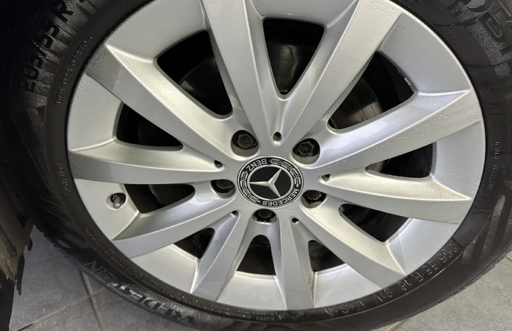 Zunanja slika - Mercedes-Benz B-Razred - B 180 d..NEMŠKI.NAVI.80 KW.SAMO 120.000 KM.DIZEL - 3