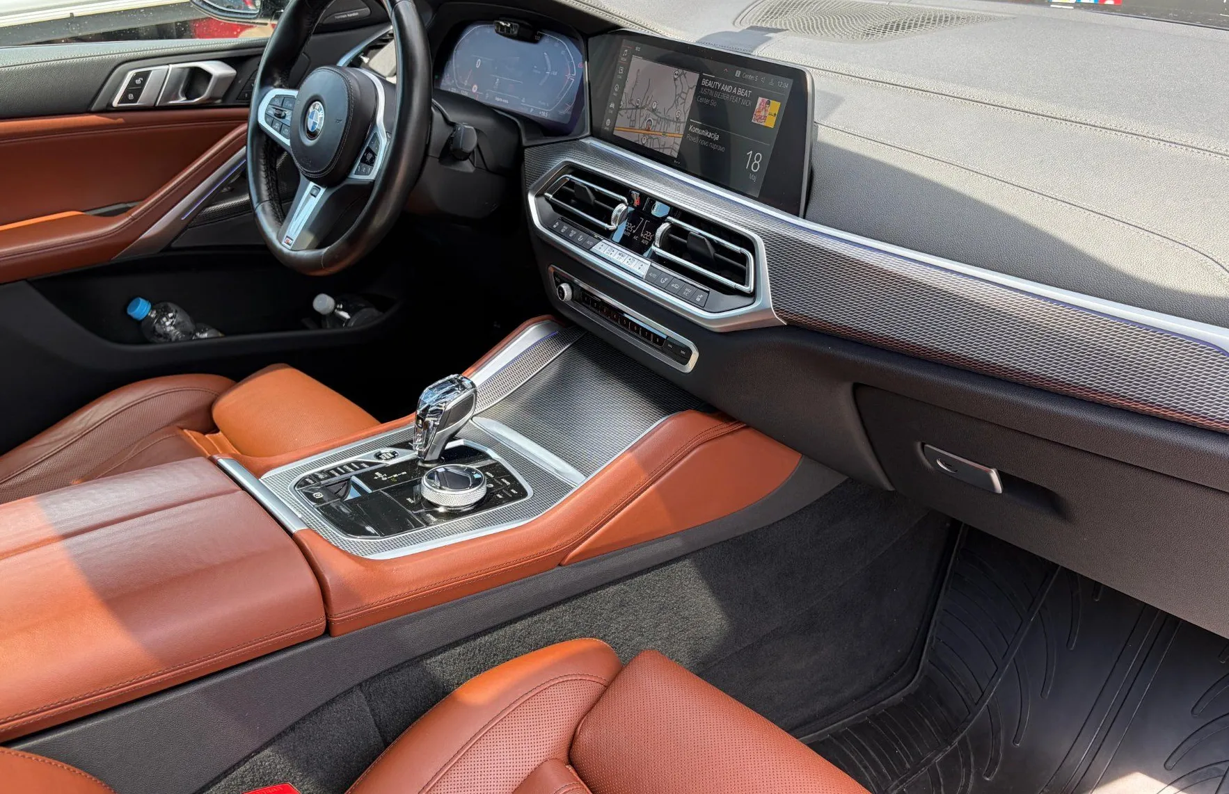 Zunanja slika - BMW X6 - serija :  xDrive40d M Sport Avt. - 5