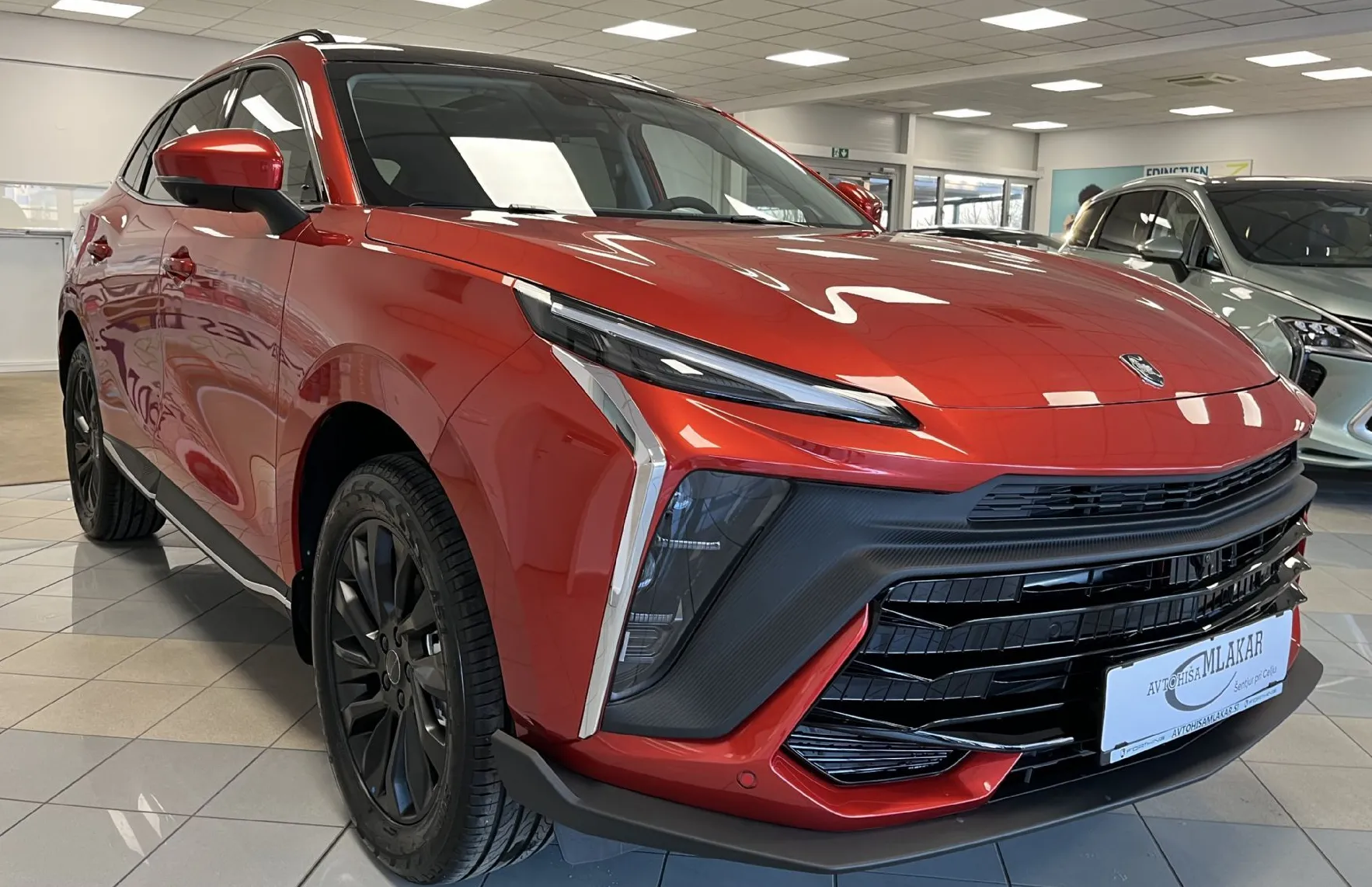 Zunanja slika - Forthing Forthing T5 EVO - T5 Evo 1.5 T-GDI LUXURY - NA ZALOGI - my 2025 - - 1