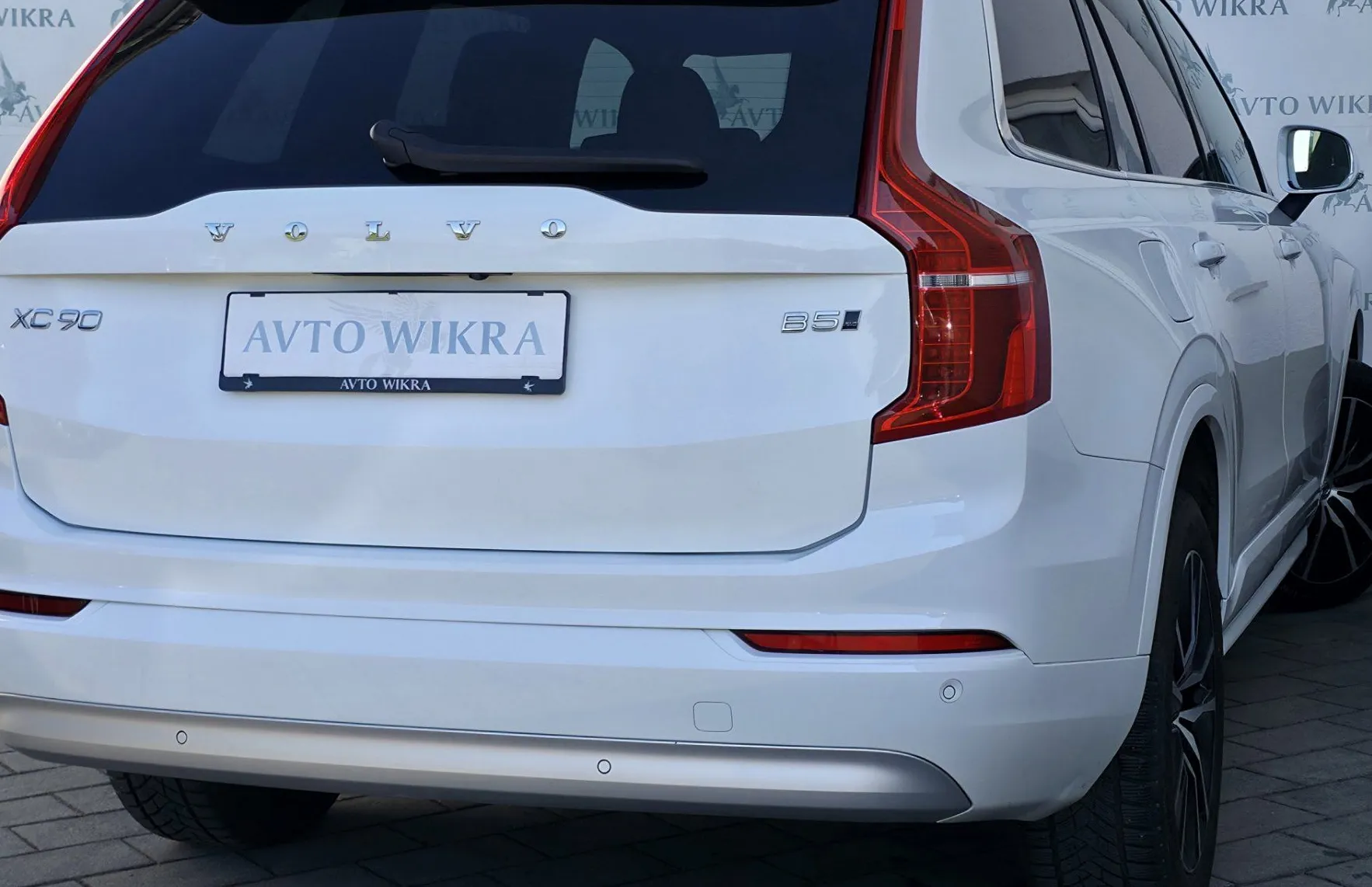Zunanja slika - Volvo XC90 - B5D AWD Momentum Pro FULLED•ACC•BLIS•KEYLES•KAMERA - 4