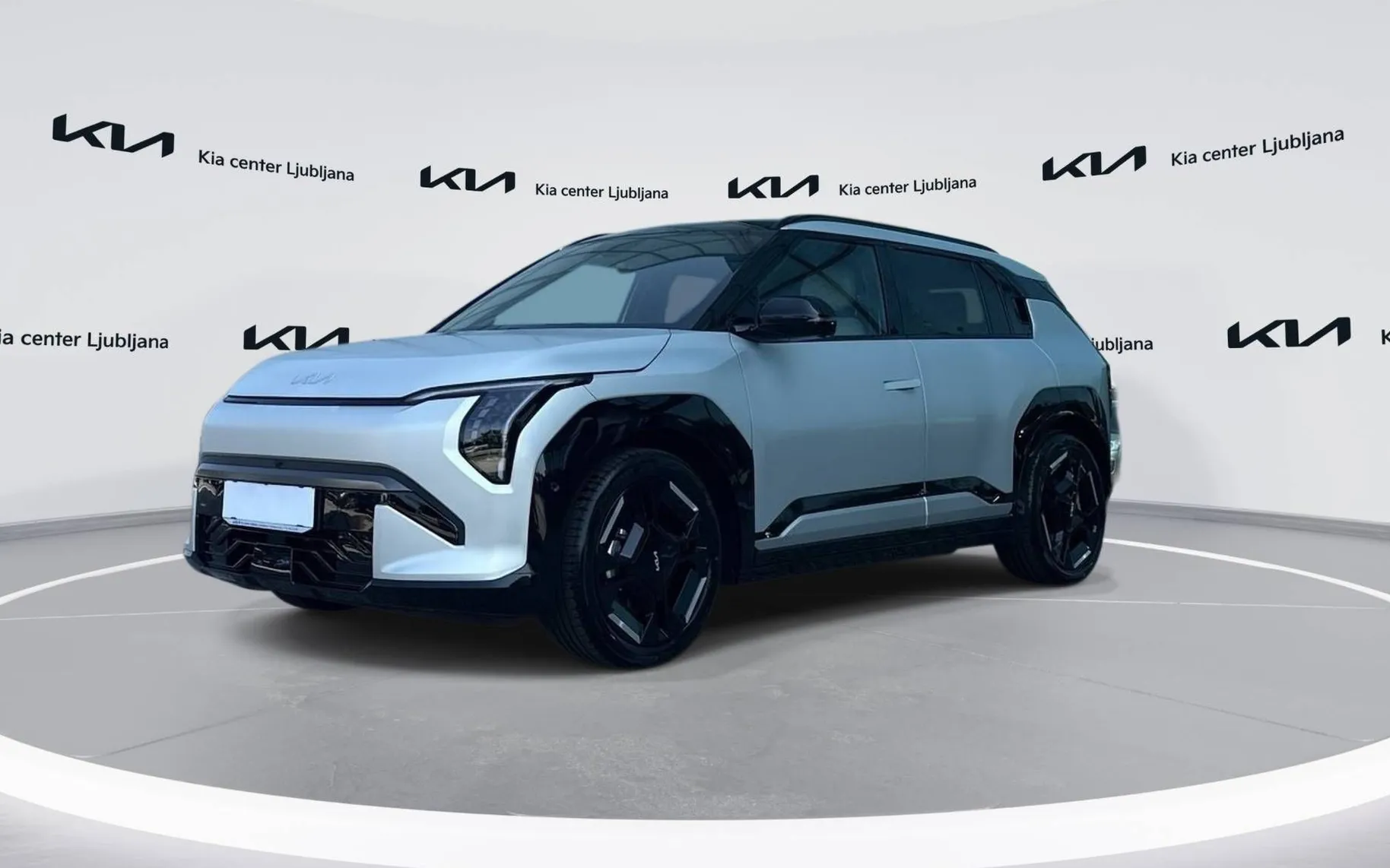 Zunanja slika - KIA EV3 - GT-Line 81.4 kWh baterija. doseg do 605km - 1