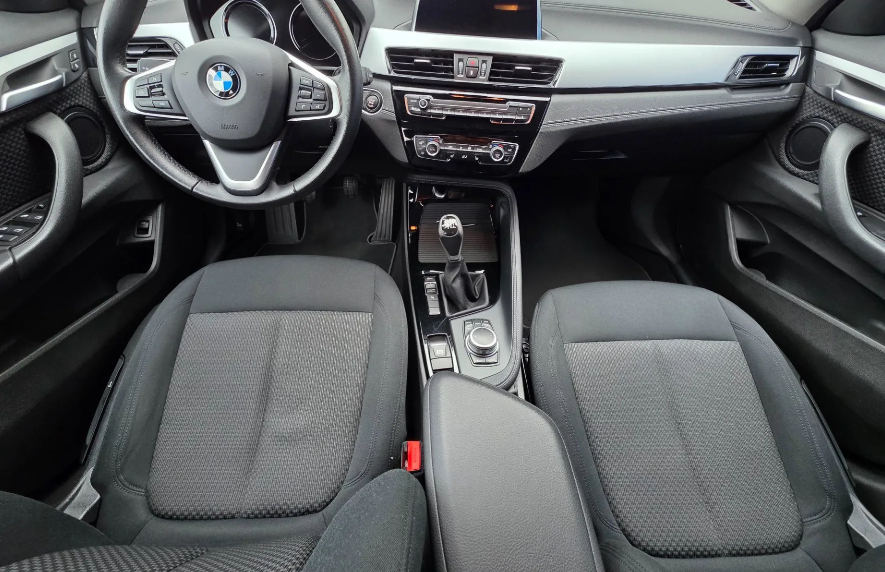 Zunanja slika - BMW X2 - serija :  sDrive18d Advantage - HITRI KREDIT. LEASING - 6