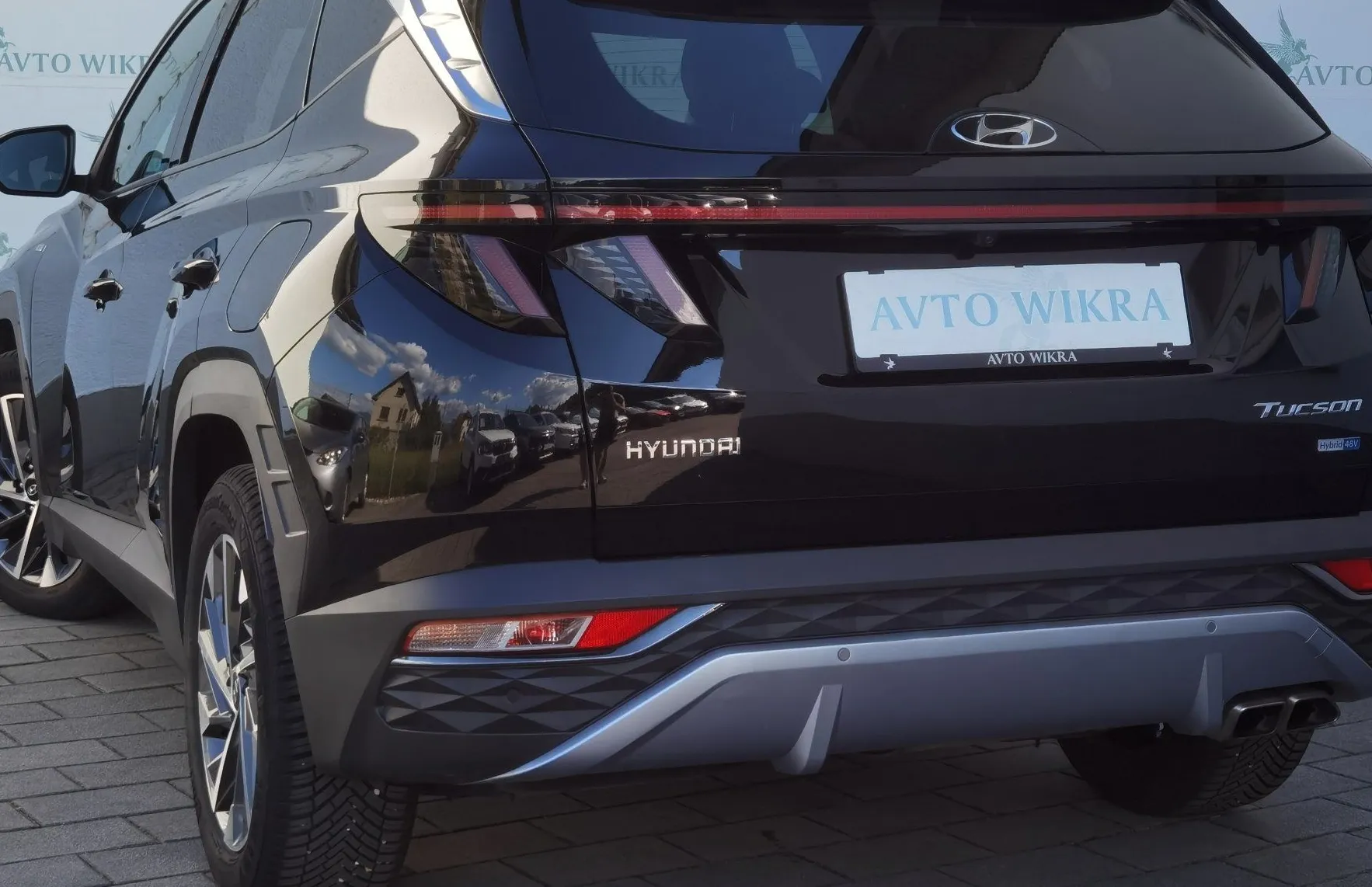 Zunanja slika - Hyundai Tucson - 1.6CRDI DCT Premium BI-LED•BLIS•GRETJE•KEYLES•18C• - 3