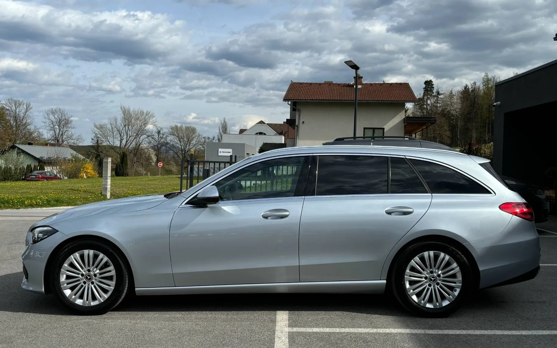 Zunanja slika - Mercedes-Benz C-Razred - C 200 d 9G-TRONIC Avantgarde LED-ACC-KAMERA... - 5