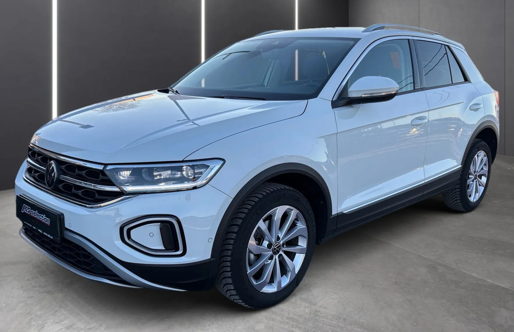 Zunanja slika - VW T-Roc - 1.0 TSI Style 1.Lastnik SLO - 1