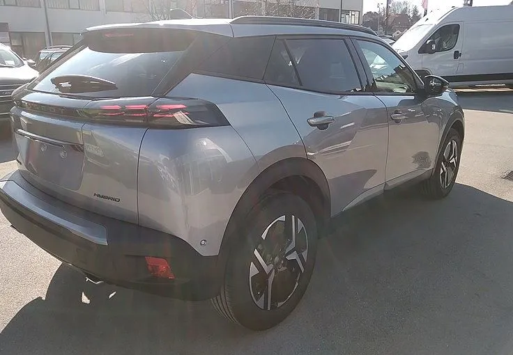 Zunanja slika - Peugeot 2008 - ALLURE HIBRID 110 e-DCT6-KAMERA 360-NAVI - 3