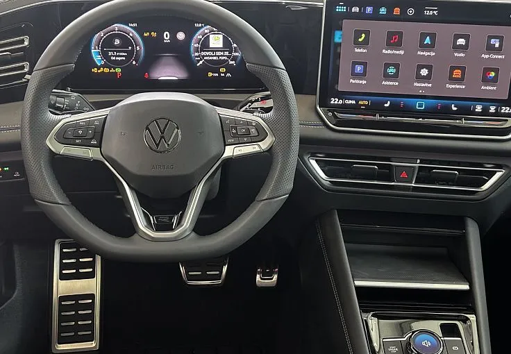 Zunanja slika - Volkswagen Tiguan - R-Line 4JOY 2.0 TDI DSG - BLACK STYLE - 7